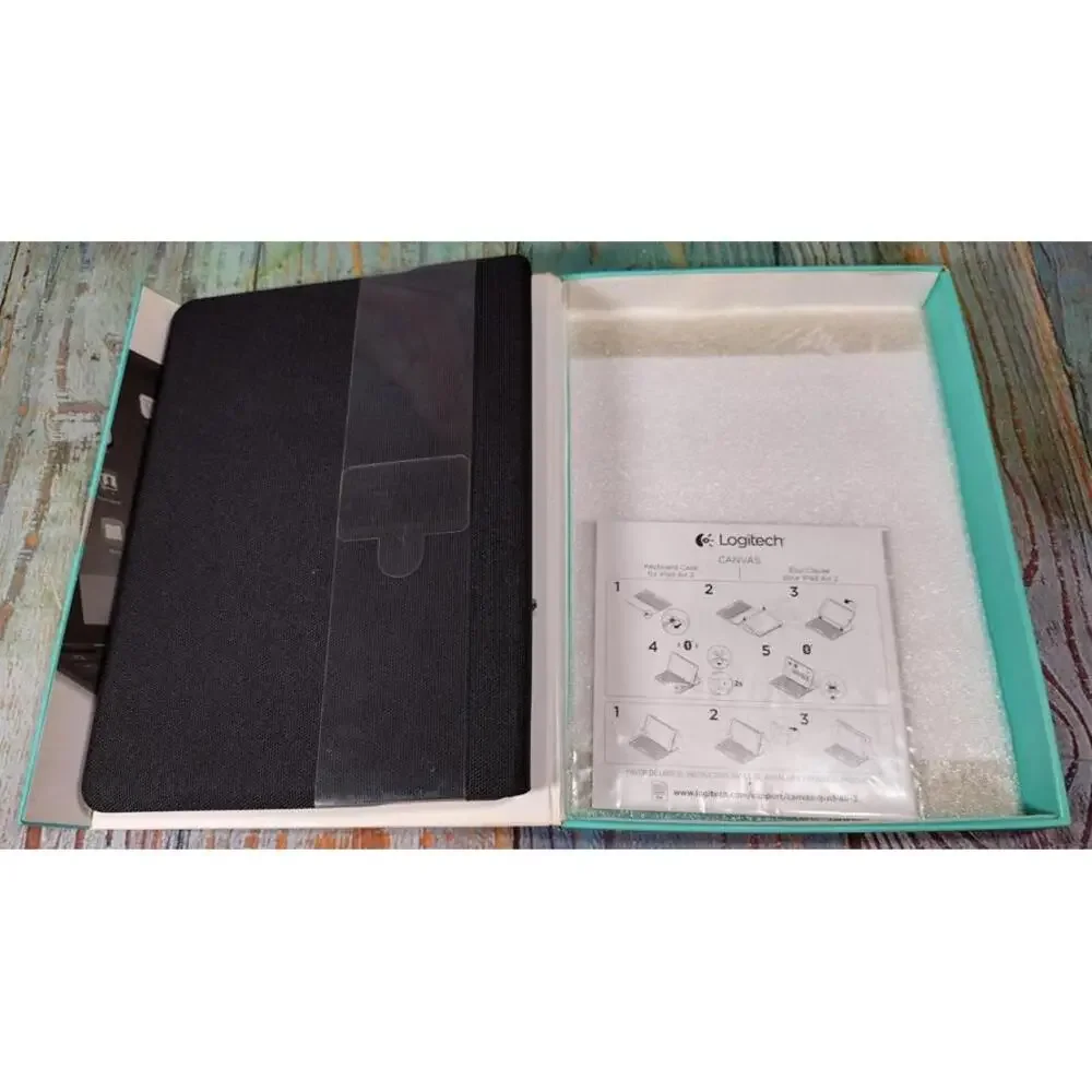 Logitech‎ CANVAS Keyboard Case for iPad Air 2 - OPEN BOX